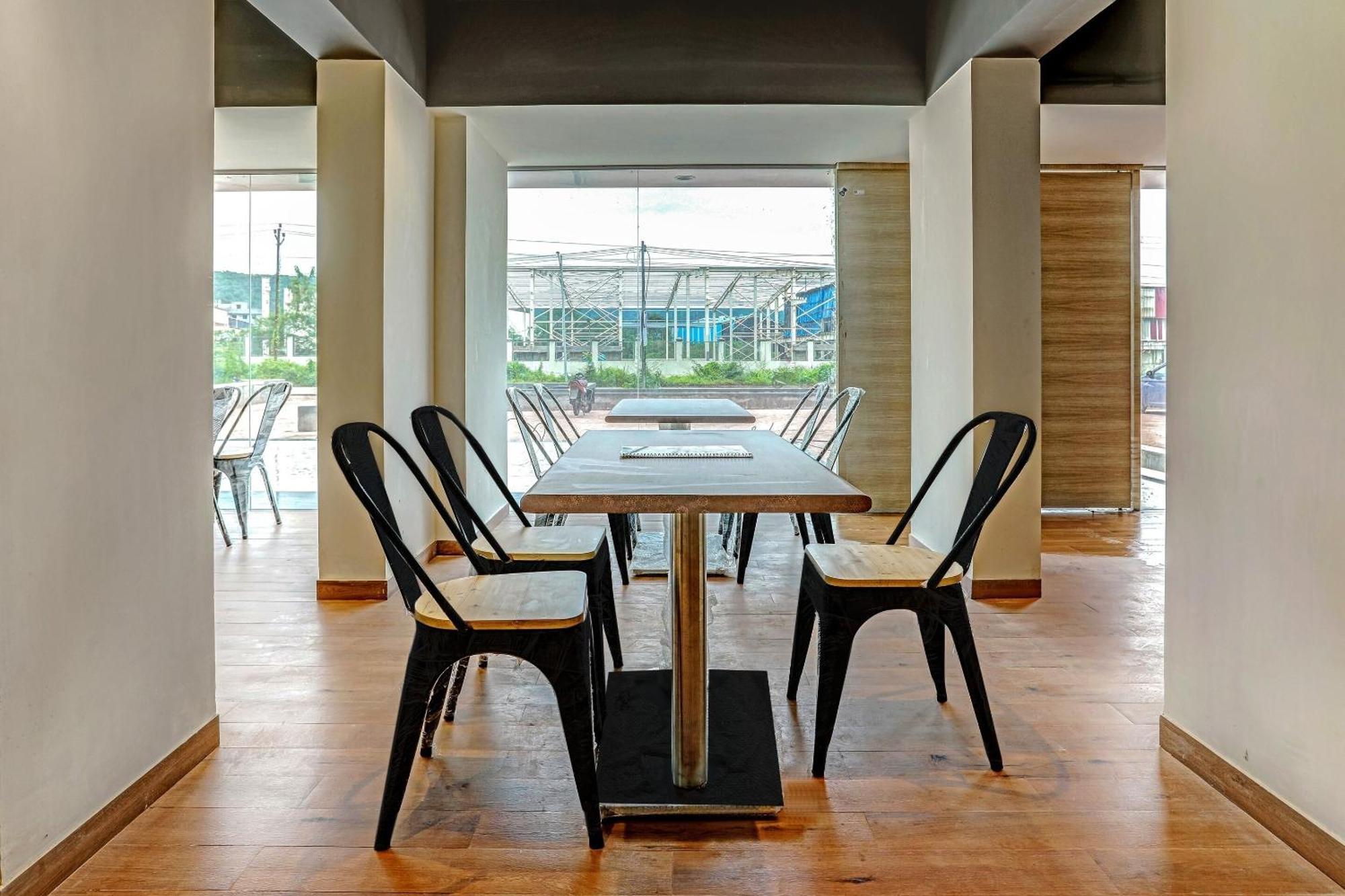 Apta Townhouse Somani酒店 外观 照片